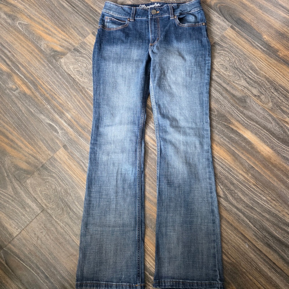 Wrangler‎ Ultimate Riding Jeans Womens 9 x 32 Medium Wash Bootcut Denim Blue